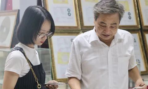 Bí mật bất ngờ trong bộ sưu tập của “siêu đại gia” sở hữu 10 tấn tiền cổ